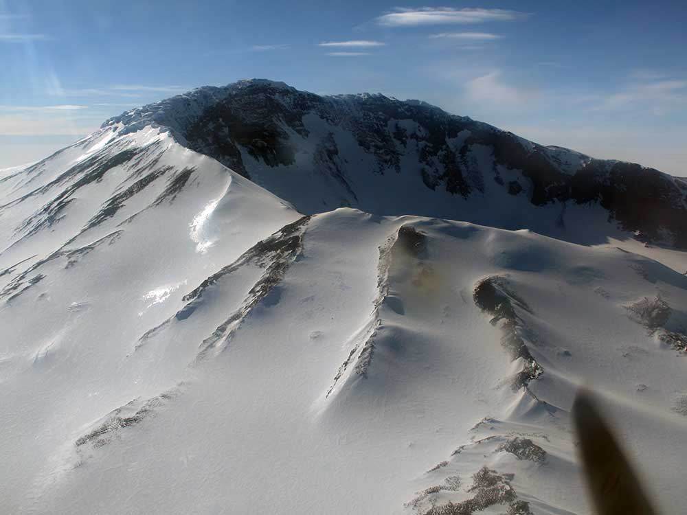 Letecký pohľad na vrchol Mount Sidley